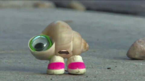 Marcel the Shell with Shoes On